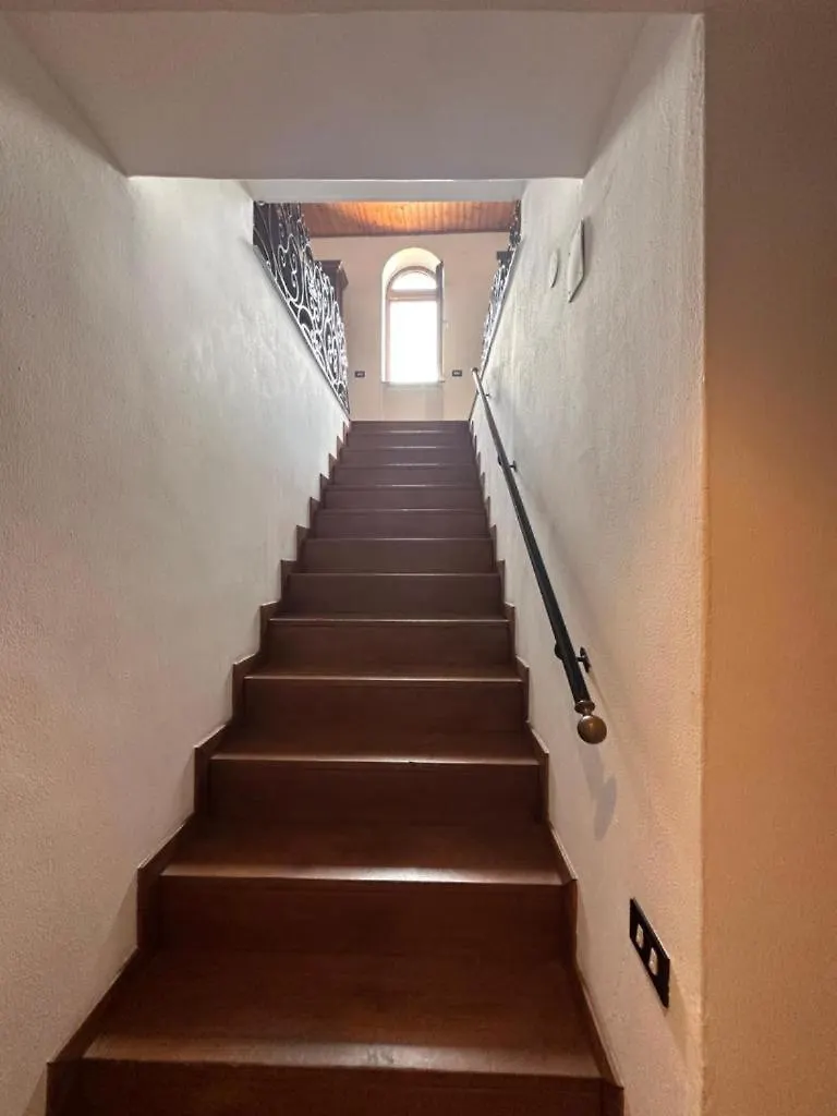 Bella Mbriana Apartment Naples Italy