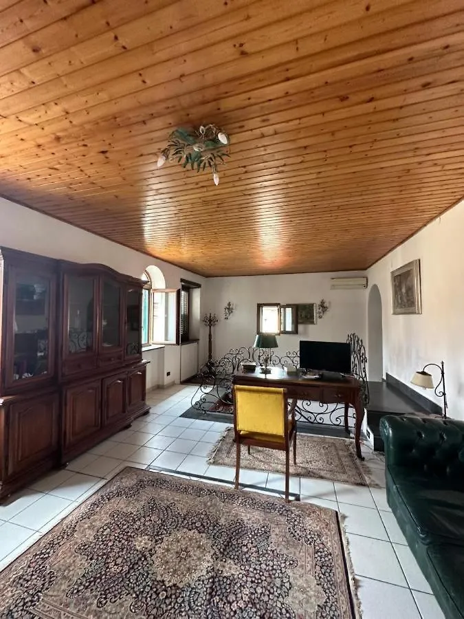 Bella Mbriana Apartment Naples