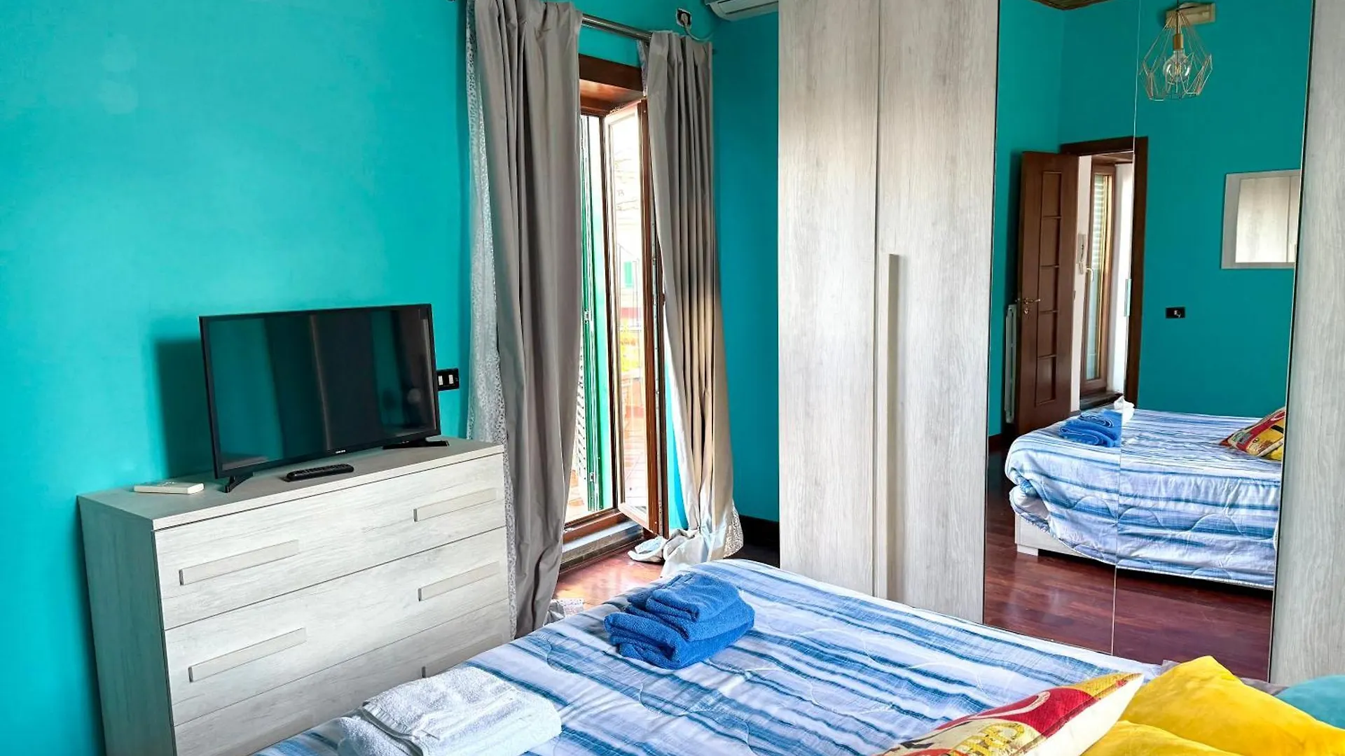 Bella Mbriana Apartment Naples 0*,  Italy
