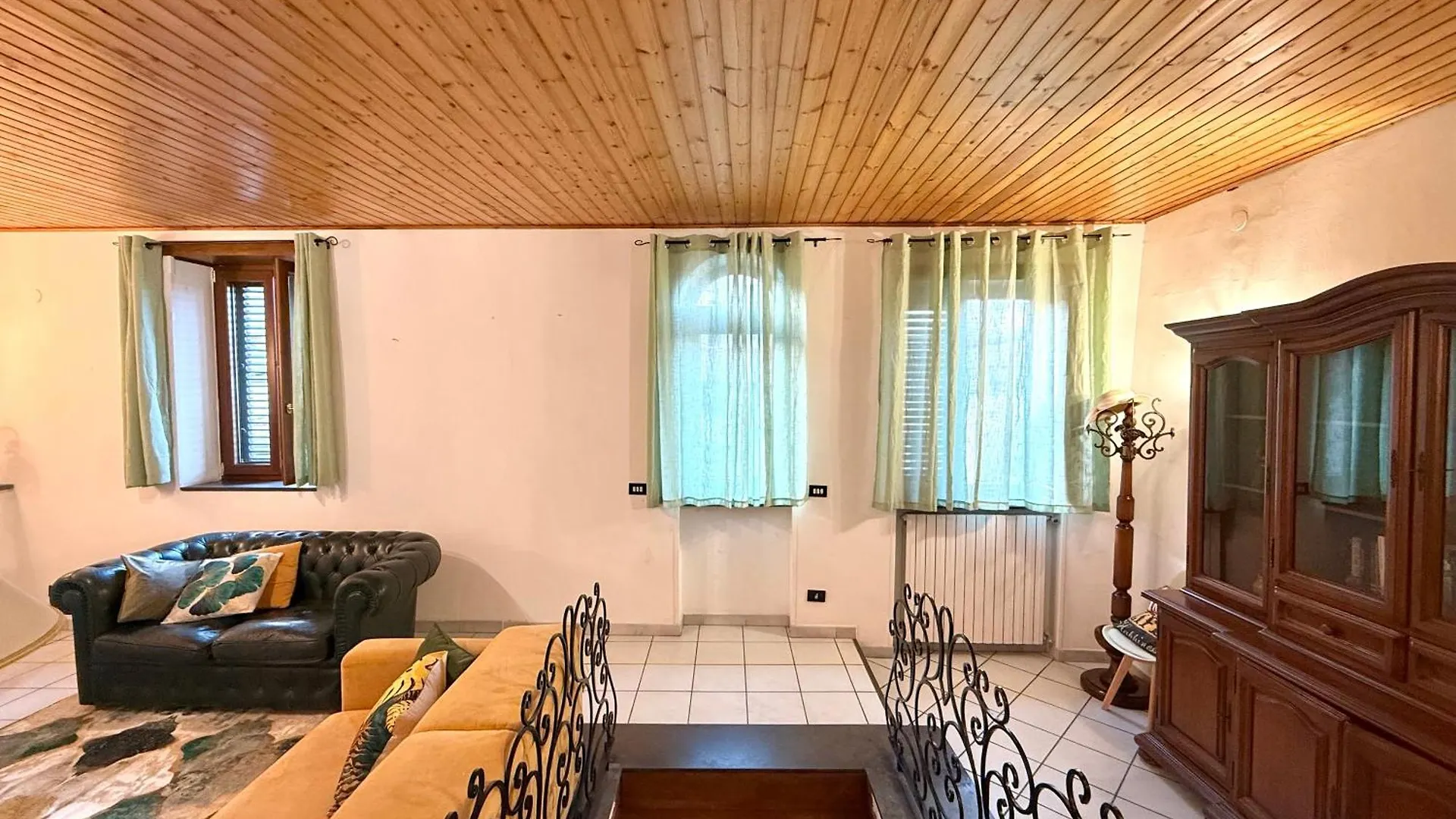 Bella Mbriana Apartment Naples