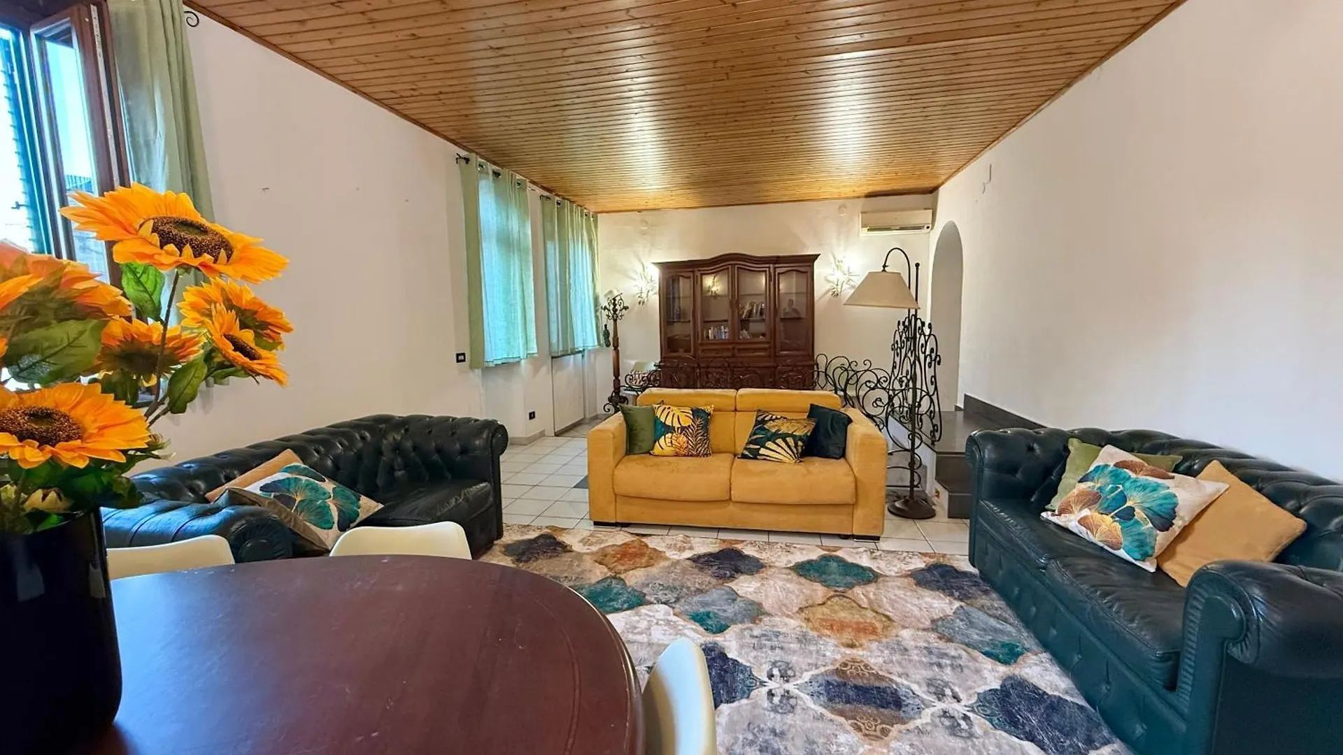 Bella Mbriana Apartment Naples Italy