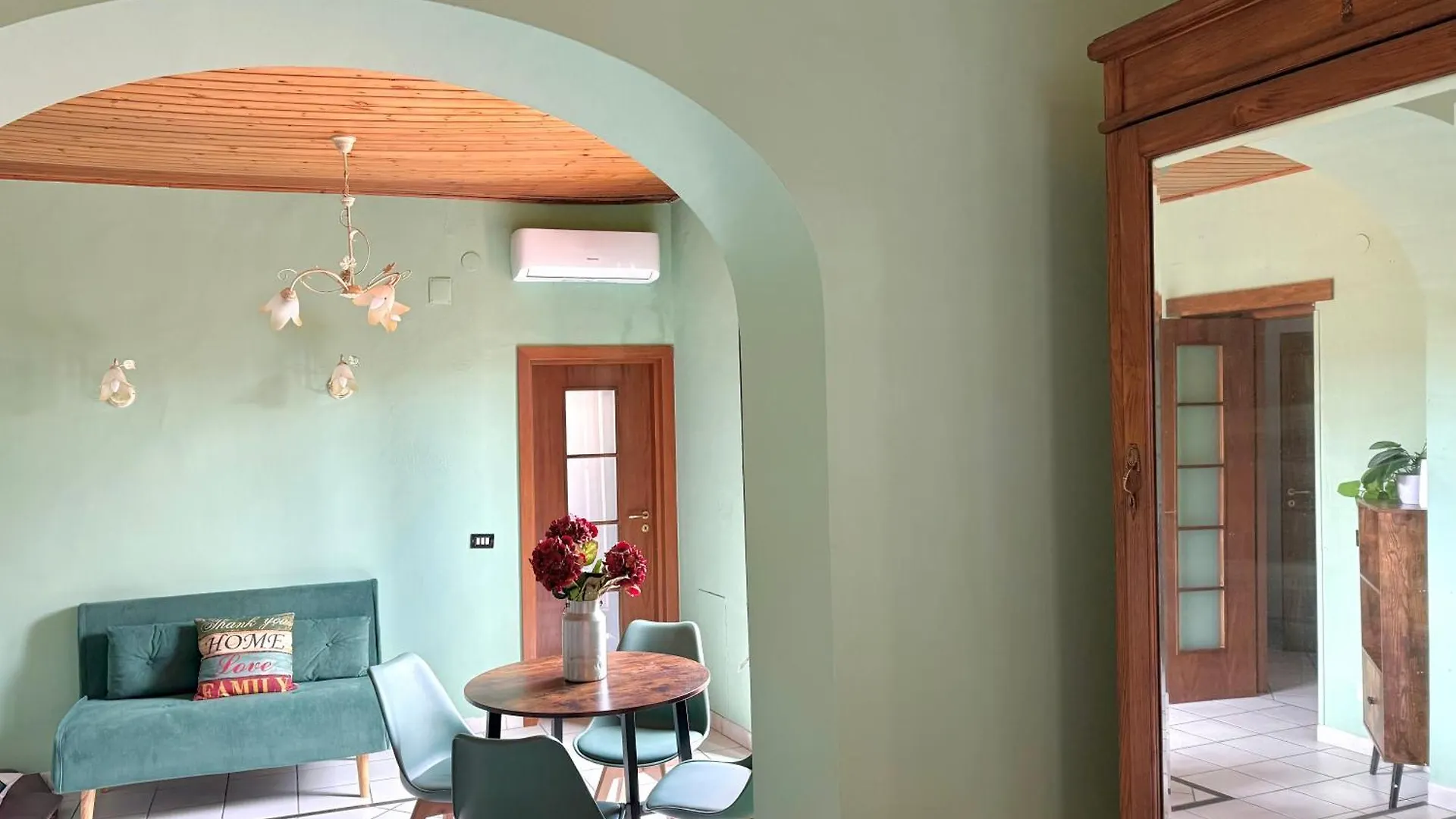 Bella Mbriana Apartment Naples