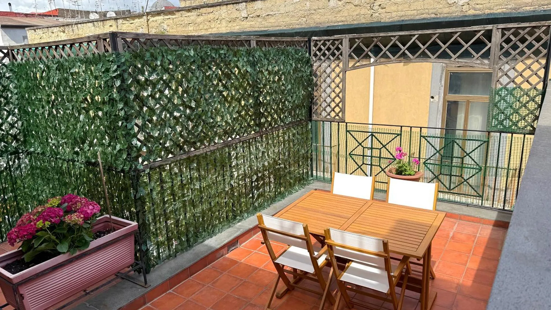 Bella Mbriana Apartment Naples Italy