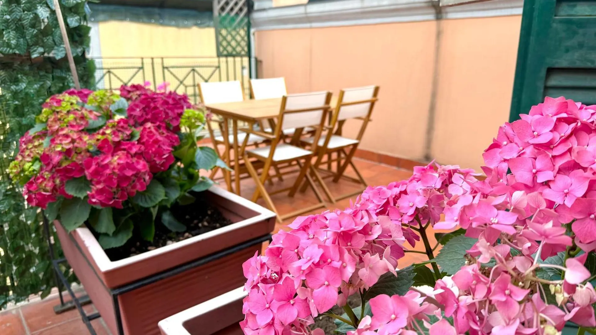 Bella Mbriana Apartment Naples 0*,